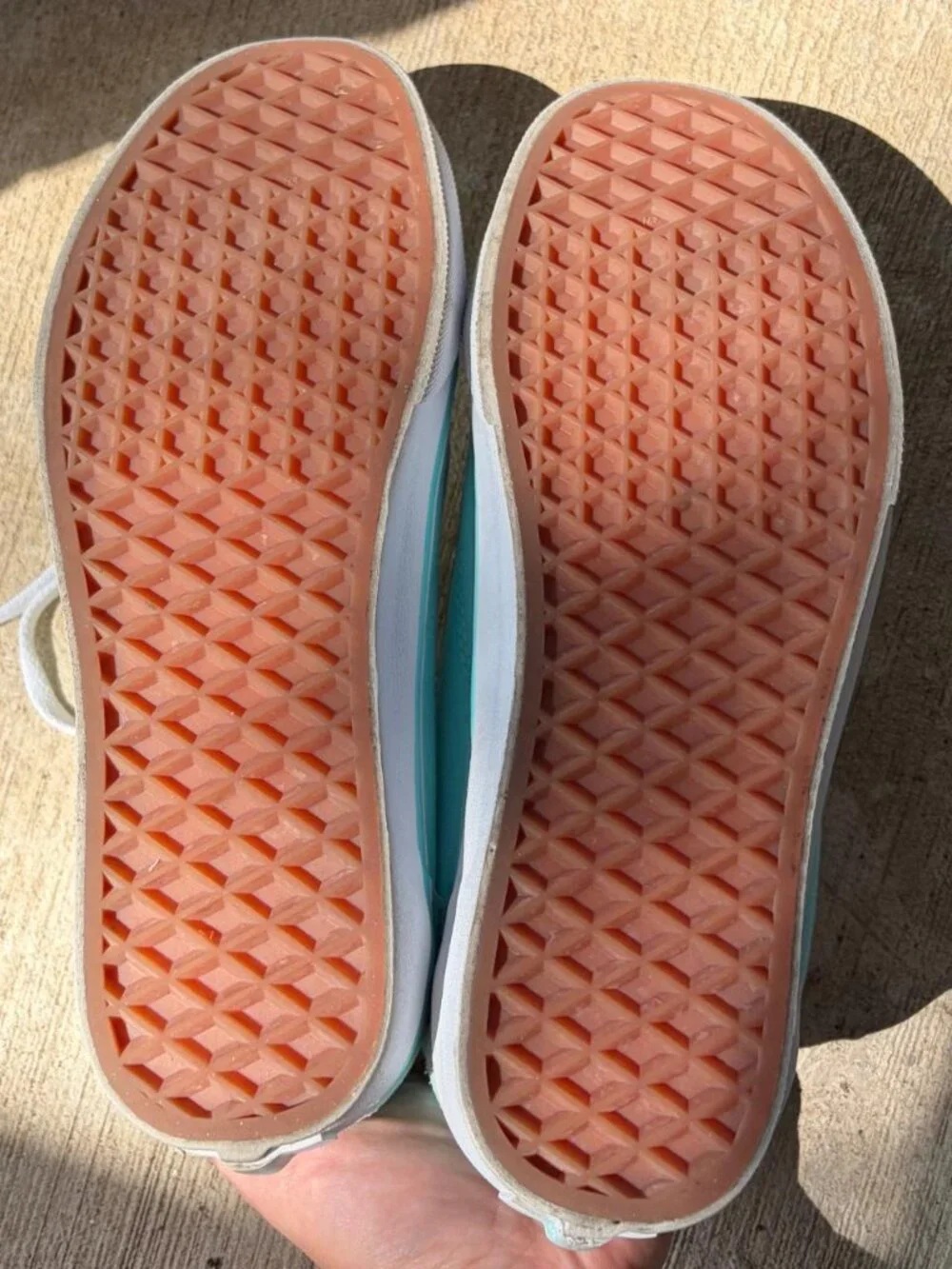 Classic Old Skool Vans in Aruba Blue / Tiffany Blue Women's Size 6.5